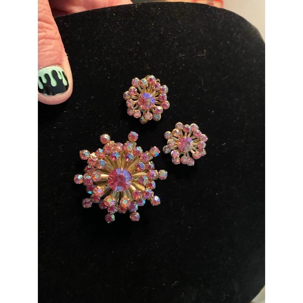 Pink Aurora Borealis RHINESTONE Spray ATOMIC MCM Starburst Brooch & Earrings